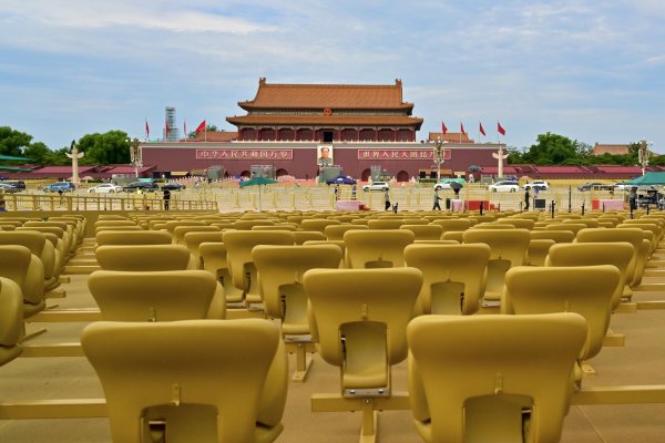 掌上乾坤 阅兵幕后揭秘｜漂亮的红毯如何从画稿变为现实？